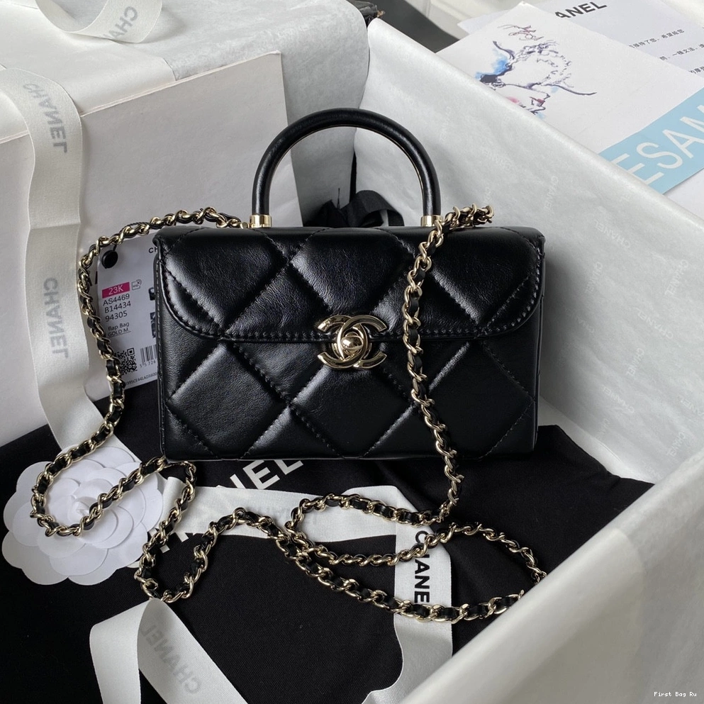First Bag Ru MINI BOX BAG CHANEL 0821